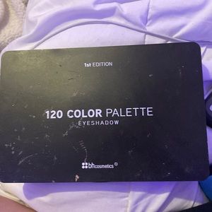 eyeshadow palette